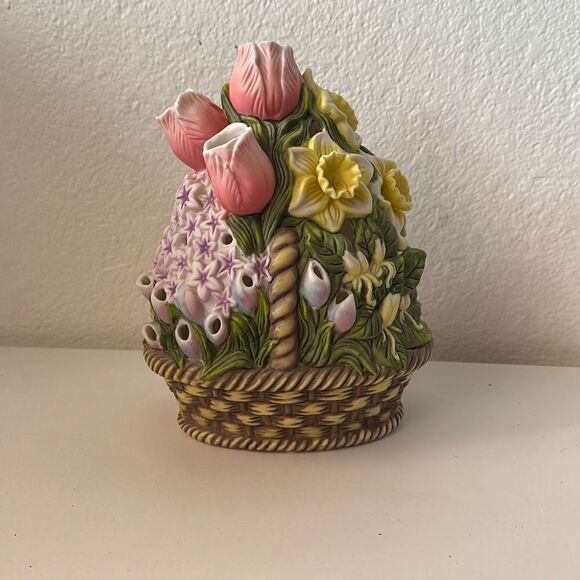 PartyLite Candle Holder Spring Tulips Flower Basket Tealight holder - Picture 4 of 4
